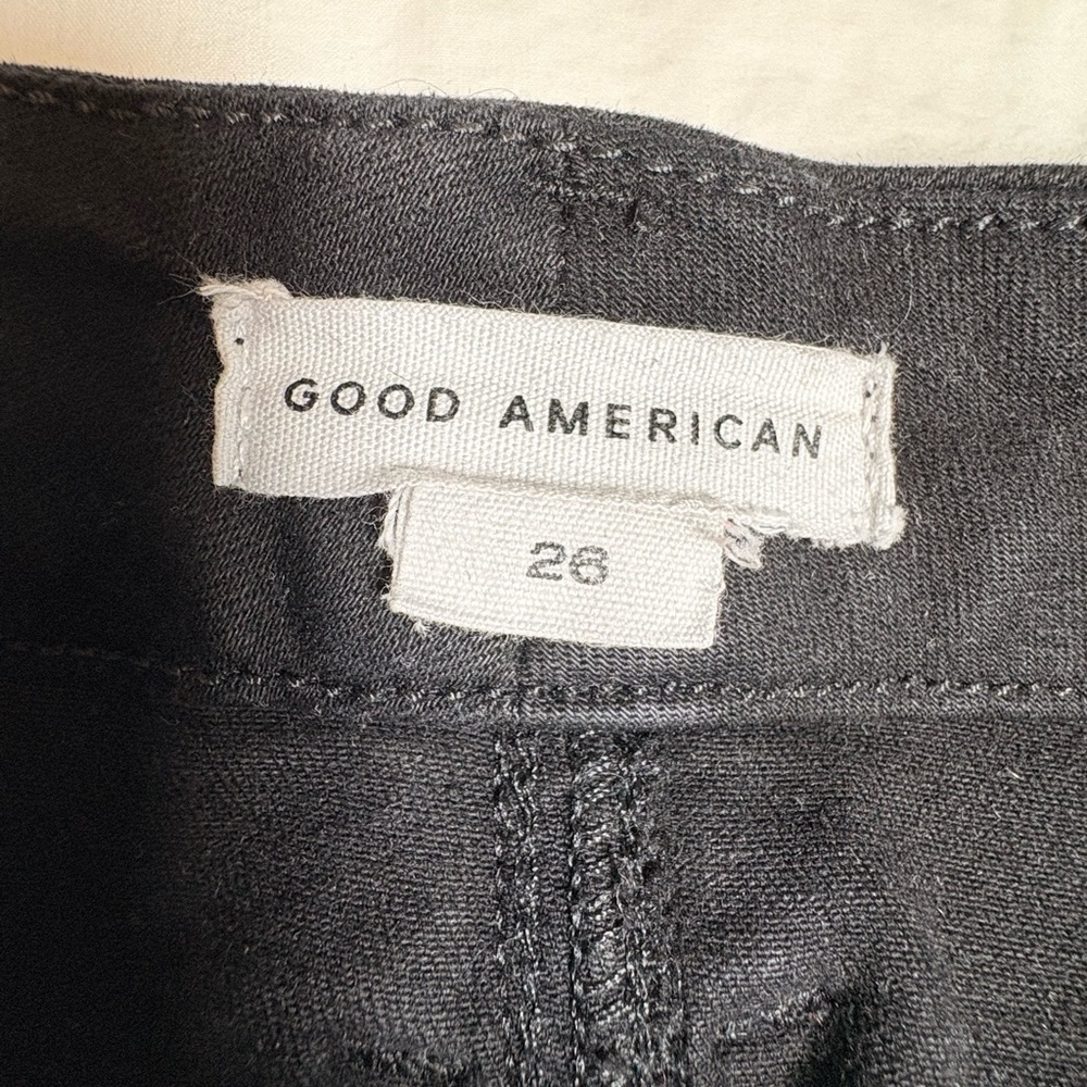 Good American Women’s Black Highrise Jeans Size 26, 28.5”Inseam - Picture 10 of 13